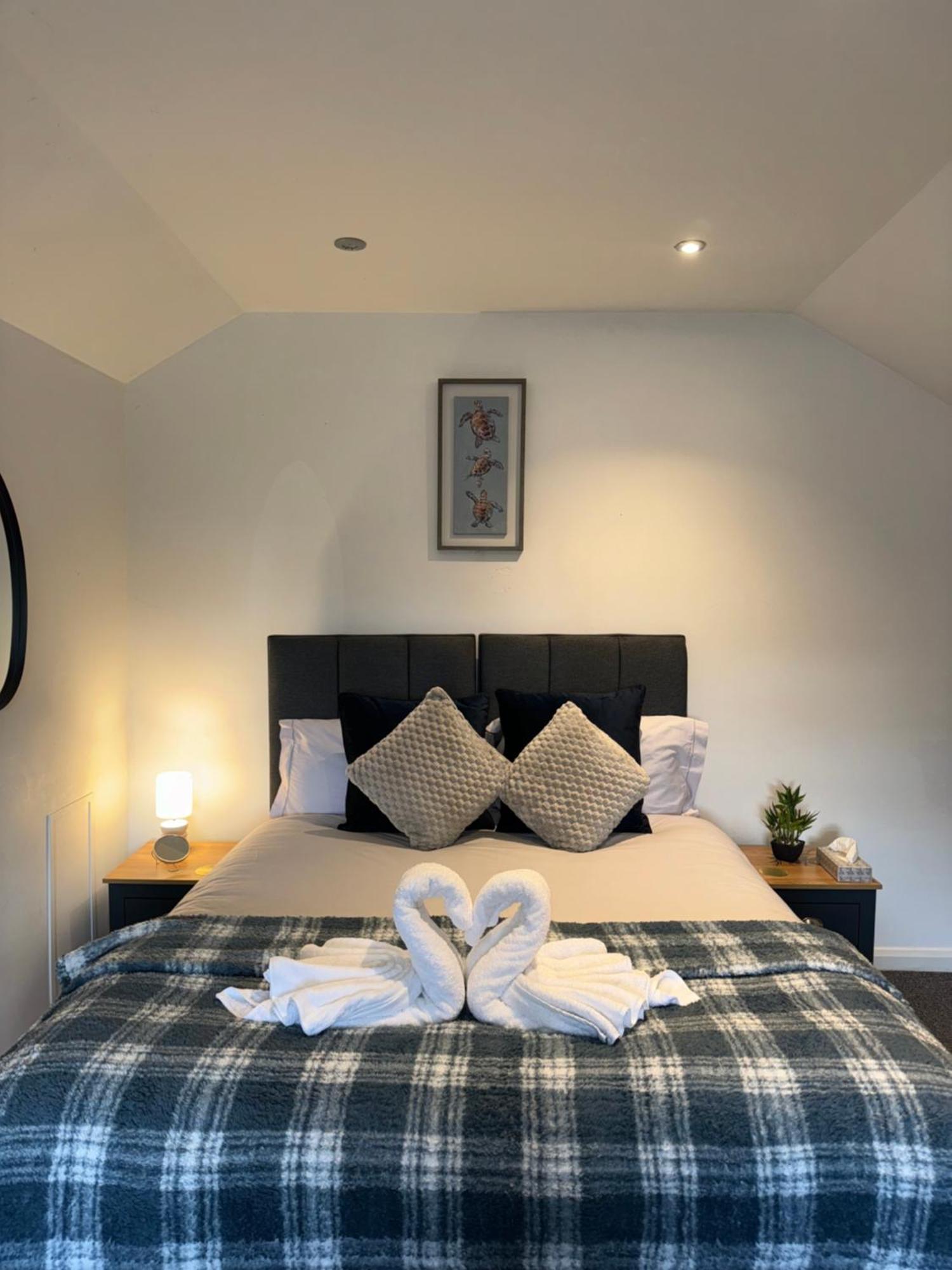 Cosy Countryside Stay- Waters Upton, เทลฟอร์ด ภายนอก รูปภาพ